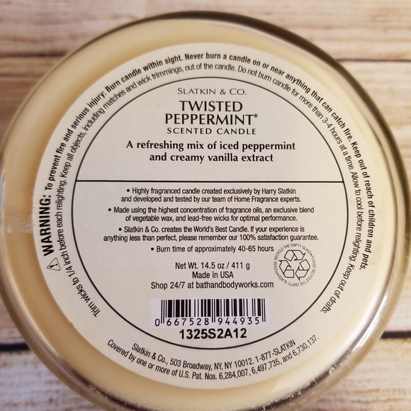 Slatkin 3 wick candle - Picture 2 of 2